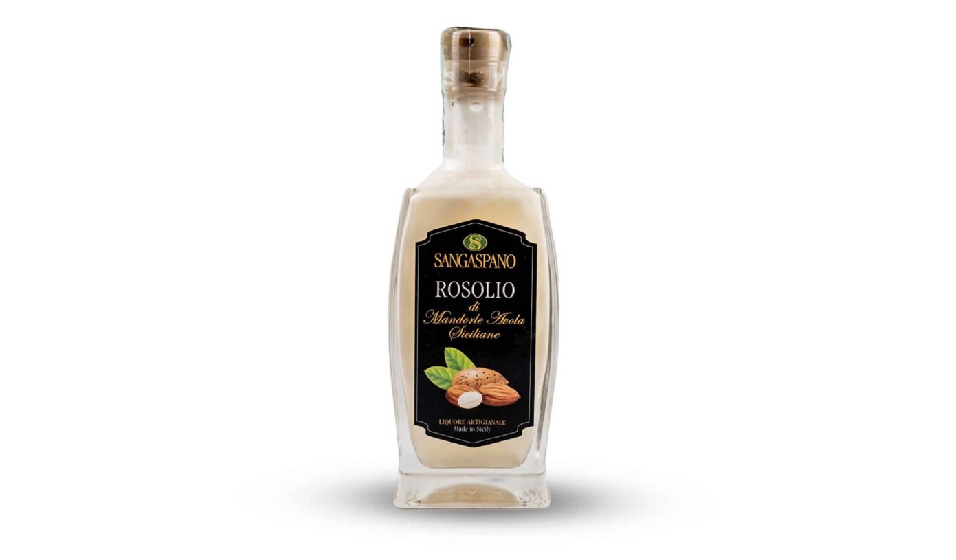 Liquore Rosolio con Mandorle (Mandorlello)